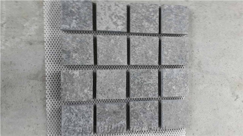 G684 Black Basalt Cobble Stone,Black Basalt on Mesh Pavers/Black Basalt/G684/China Dark Basalt Paving Flamed