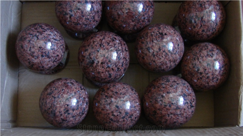 Balls from Granite Grey Ukraine, Maple Red and Gabbro