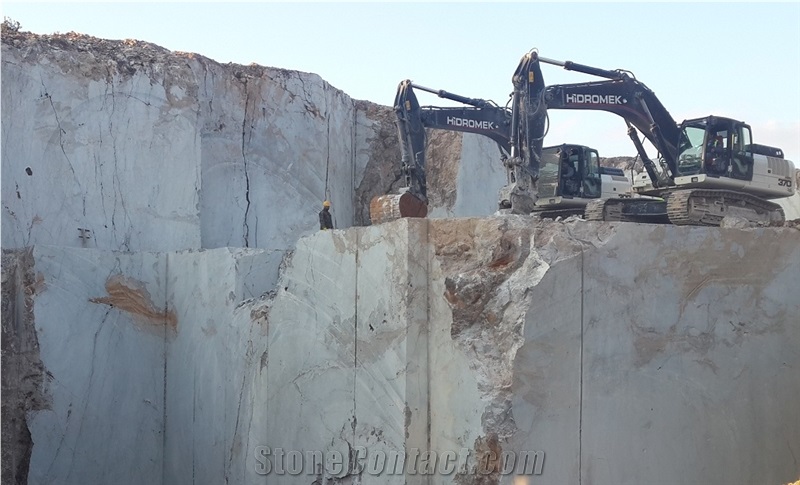 Arslanlar Silver River Marble Blocks