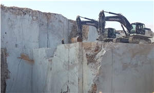 Arslanlar Silver River Marble Blocks