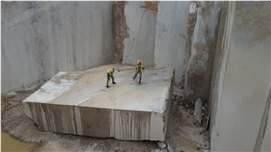 Arslanlar Silver River Marble Blocks