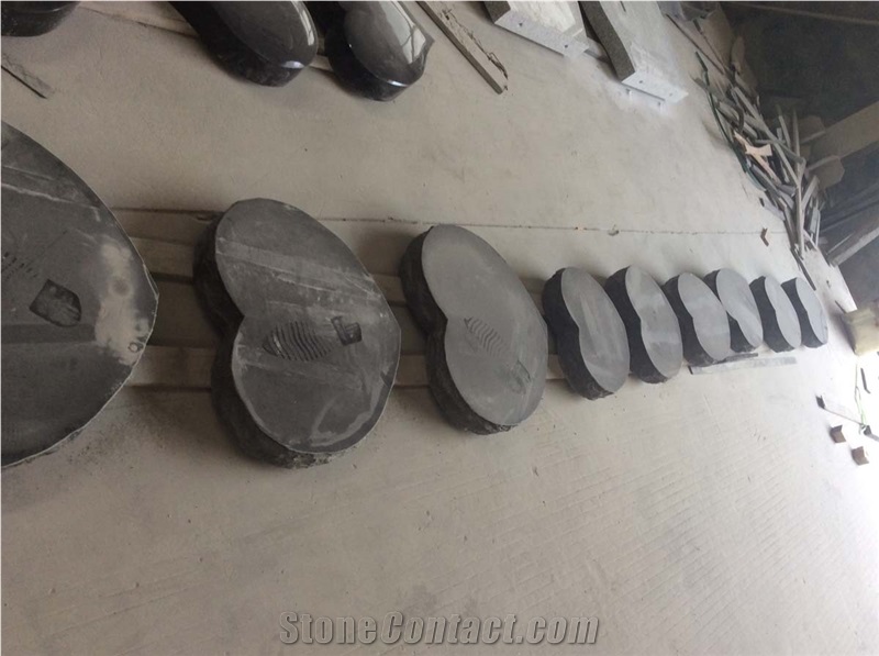 Shanxi Black Granite Polish Heart Shape Tombstone and Monuments