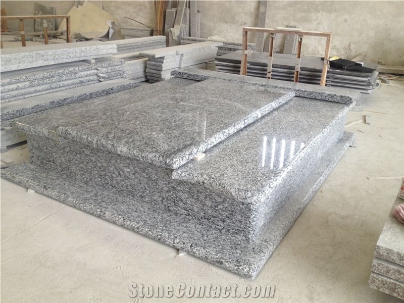 Chinese Spray White Granite Monument/Granite Monument/Granite Tombstone/Tombstone/Monument