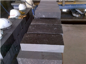 Vietnam Black Basalt Cobble Stones