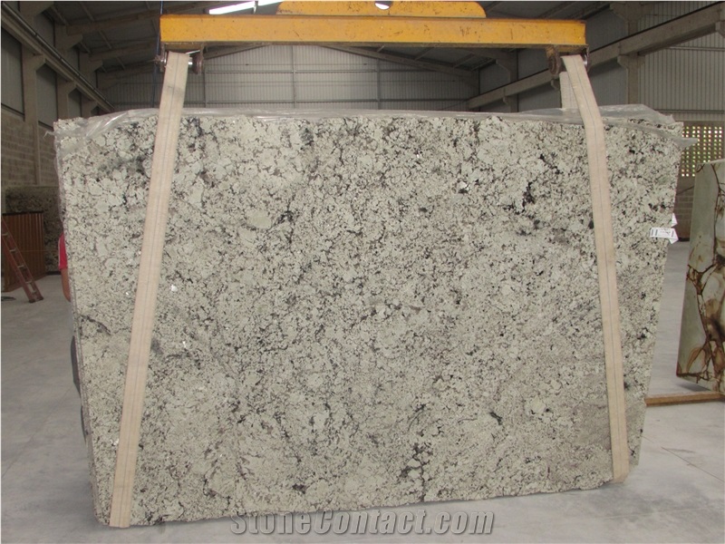 Spring Breeze Granite Slabs