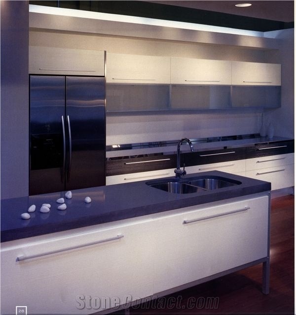Professional and Experienced Wholesaler Of Black Quartz Stone Kitchen Worktop with Bright Surface,For Pre-Fabricated Tops,Window Sills Window Parapets Door Surround