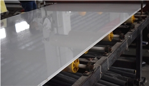 Quartz Stone Slab Size 3200*1600 or 3000*1400 for Pre-Fabricated Tops with Various Edge Profiles Thickness 2cm or 3cm with High Gloss and Hardness Safe and Stylish Performance