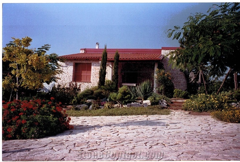 Landscaping Stones Flagstone, Beige Italy Limestone Irregular Flagstone