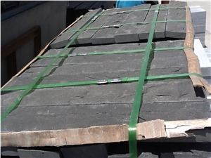 China Black Granite Natural Cladding Wall, Mongolia Black Granite Natural Split Mushroom Wall