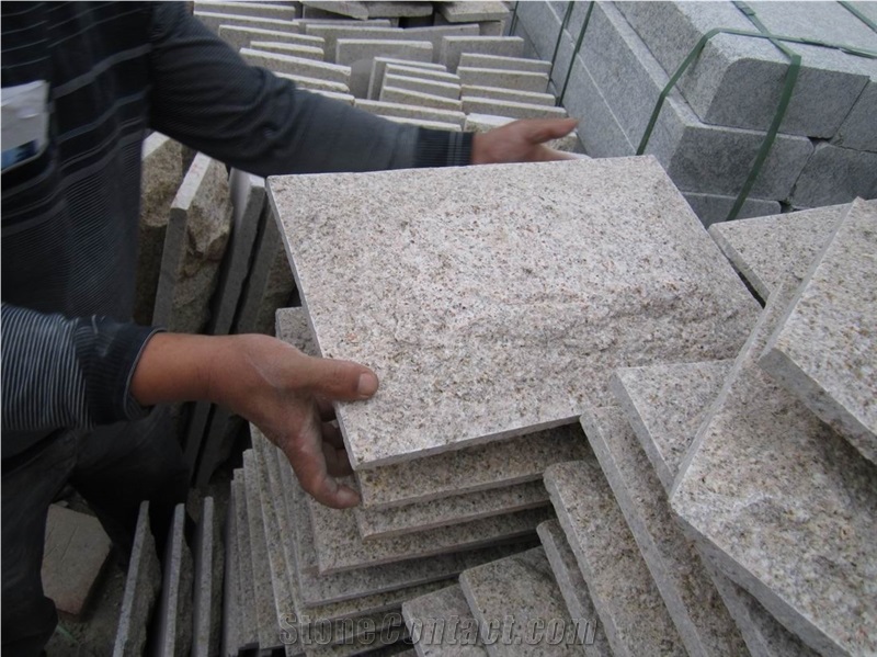 G682 Golden Sand Granite Natural Split Mushroom Stone for Wall Cladding, China Yellow Granite Mushroom Wall