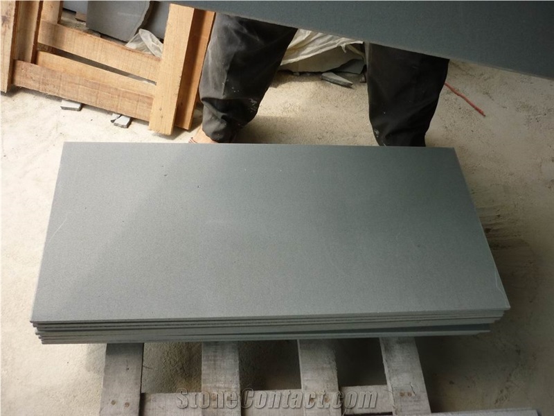 Gray Andesite Hainan Tiles & Slabs, China Grey Andesite