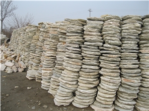 China Yellow Slate Natural Color Round Shape Steps & Pavers
