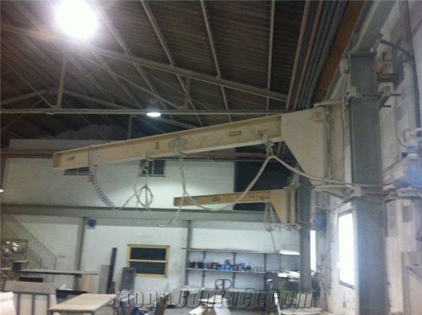 108 031 025 Wall Arm or Flag Pillar Cranes