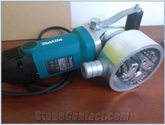 109 024 690 Bush Hammer Roller