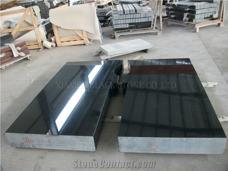 Shanxi Black Granite Custom Monuments,Western Style Monuments,Cemetery Tombstones,Family Monuments