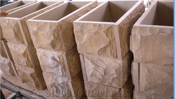 China Multicolor Sandstone Mushroom Stone