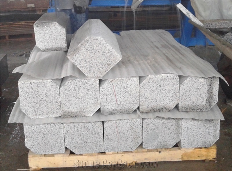 Stone Granite Table, White Natanz Granite Iran Kerbstone