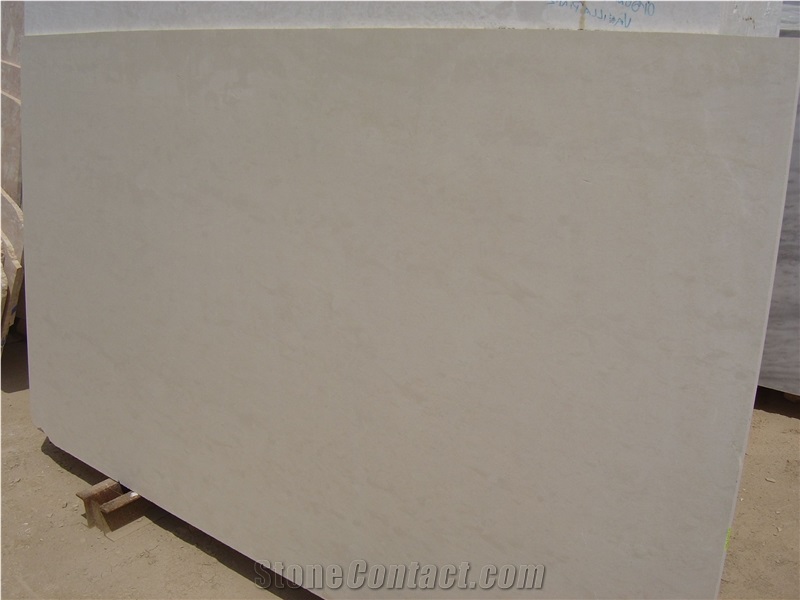 Bravo Extra Limestone Slabs