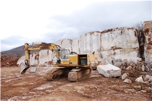 Beige Travertine Blocks, Airon Travertine Greece Blocks