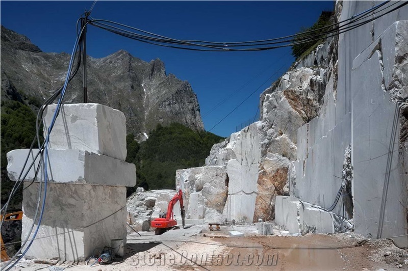 Calacatta Delicato Marble Blocks