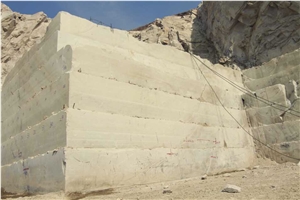 Light White Granite Slabs & Tiles