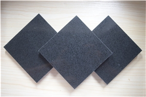 Absolute Black Engineered Solid Surfaces Quartz Stone for Kitchen Counter Tops and Vanity Tops with High Gloss and Hardness 2/3cm Thick