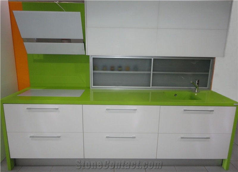 Apple Green Quartz Stone for Cut to Size Project Like Counter Top,Tabletop,Floor and Wall Polished Quartz Surfaces Standard Slab Sizes 126 *63 and 118 *55,Top Quality,More Durable Than Granite