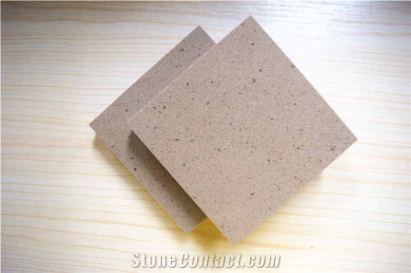 China Beige Quartz Stone with Bright Surface for Cut to Size Kitchen Counter Top Directly from China Manufacturer at Competitive Prices Standard Slab Sizes 126 *63 and 118 *55