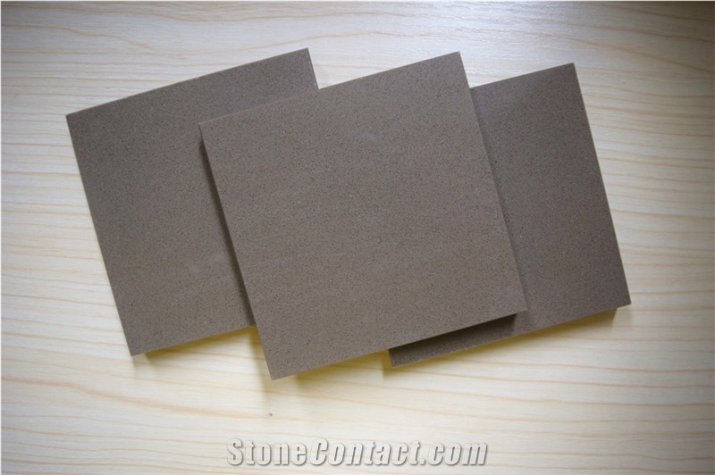 China Light Brown Quartz Stone Tiles & Slabs for Work Tops Table Top Directly from China Manufacturer at Competitive Prices More Durable Than Granite Thickness 2cm or 3cm