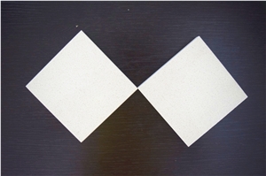 White Quartz Stone with Bright Surface for Prefab Counter Top at Good Price Directly from China Manufacturer More Durable Than Granite Thickness 2cm or 3cm