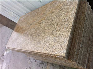 New G682 Granite Slabs & Tiles,China Rusty Yellow Granite