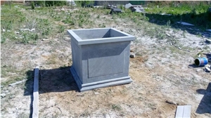 Blue Limestone Blue Stone Honed Rusty Flower Vase Pot Flower Bed Planter