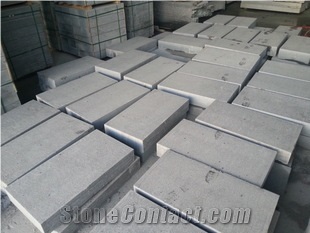 G654/Padang Dark/Sesame Black Granite Kerbstone/Curb Stone