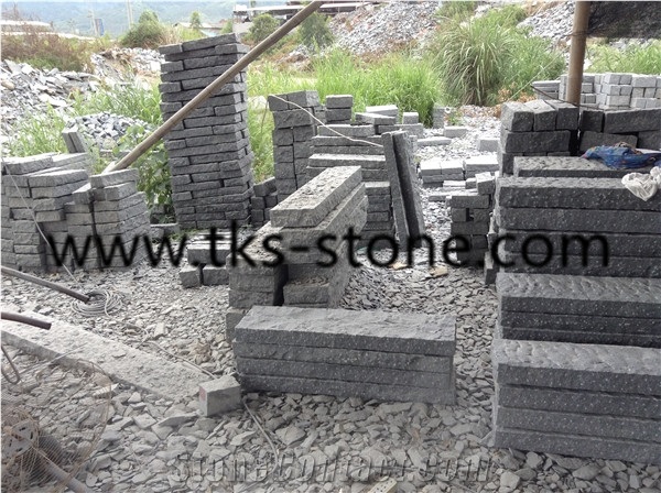 Pineappled Palisades Columns Dark Grey G654, China G654 Black Granite Palisades,Black Granite Pineappled Palisade,6 Sizes Pineappled Kerbstone