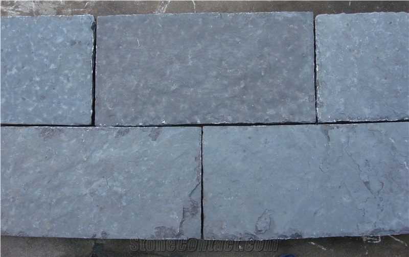 China Blue Limestone Paver Belgium Grey Hand Split Cubestone/Cobble