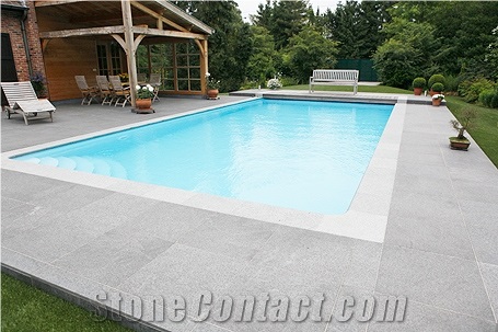 G684 / Fuding Black / Black Pearl Basalt Pool Coping & Border