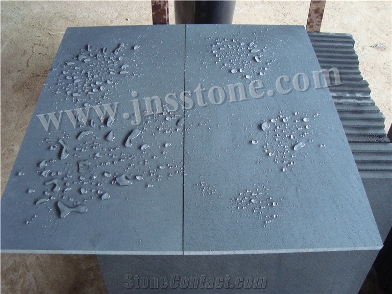 Hainan Black Basalt/Dark Basalt/China Basalt Tiles&Slabs/Dark Blue stone/Walling/Paving/Flooring/Sawn
