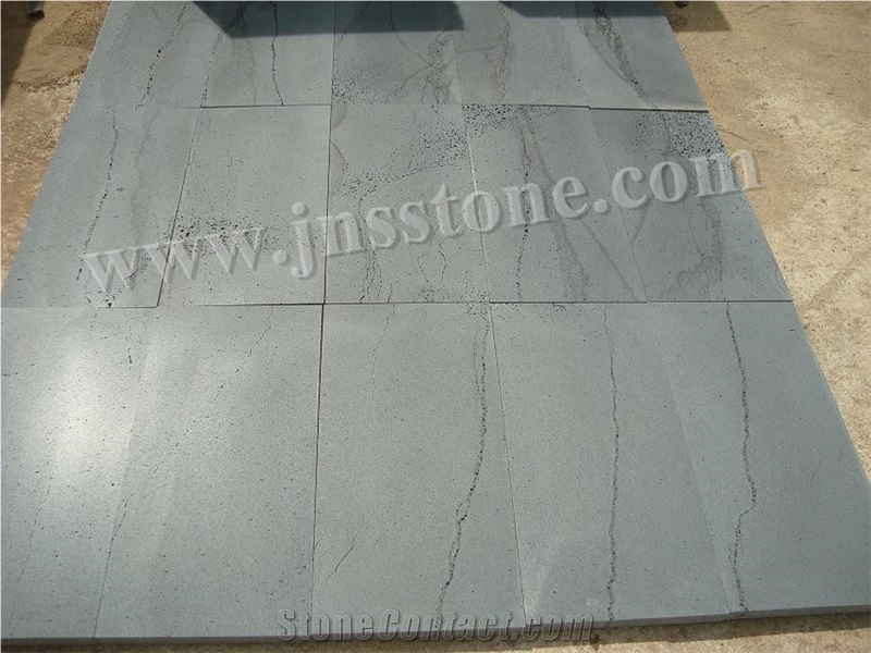 Hainan Black Basalt/Dark Basalt/China Basalt Tiles&Slabs/Dark Blue Stone/Walling/Paving/Flooring/Sawn