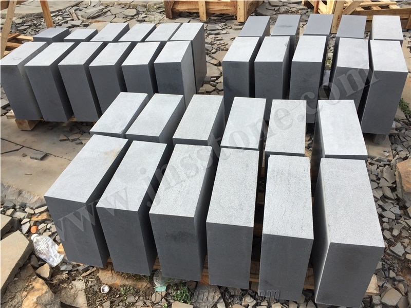 Hainan Grey Basalt Kerbstone / China Grey Basalt Curbstone / Inca Grey / Basaltina / Basalto