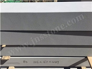 Hainan Grey Basalt Kerbstone / China Grey Basalt Curbstone / Inca Grey / Lava Stone / Basaltina / Basalto