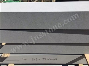 Hainan Grey Basalt Kerbstone / China Grey Basalt / Side Stone / Road Stone