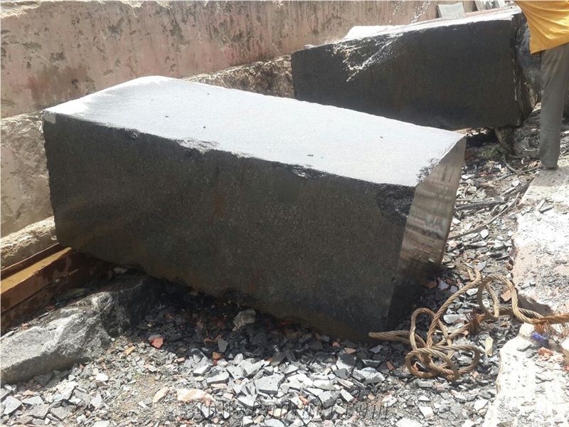 India Granite Rough Blocks-Gangsaw and Mini Gangsaw Size