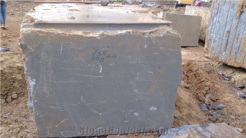Indian Absolute Black Granite Blocks