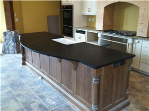 Green Mt. Soapstone Island with Venetian Ice Granite Perimeter