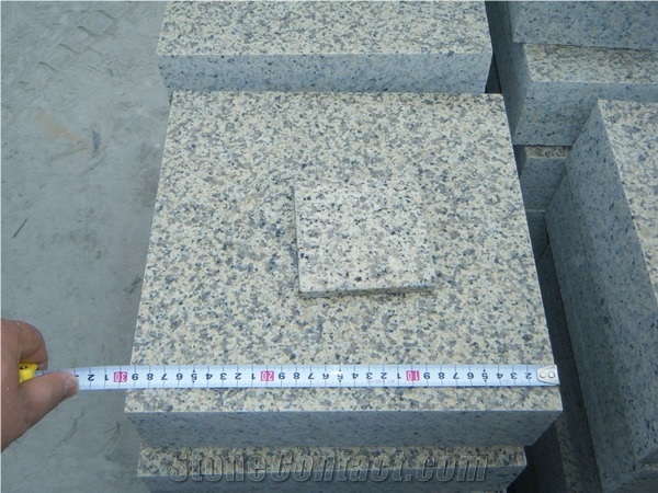 China Yellow Granite Ally Gold Slabs & Tiles