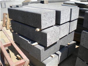 Hainan Lava Stone Kerbstone, Grey Basalt Kerbs, Road Stone Hainan Lava Stone Kerbstone, Grey Basalt Kerbs, Road Stone