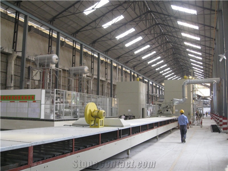Engineered Quartz Of Marble Look with Moving Veinings