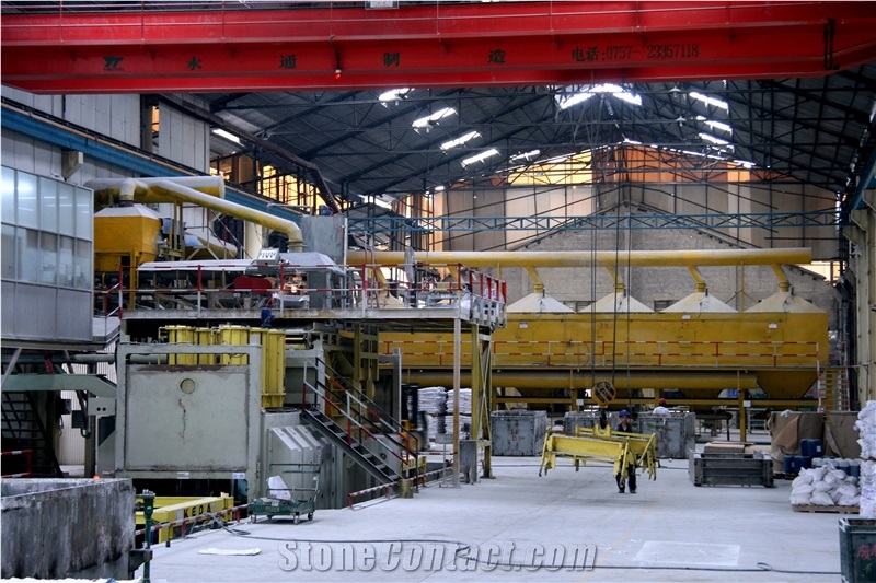Engineered Quartz Of Marble Look with Moving Veinings