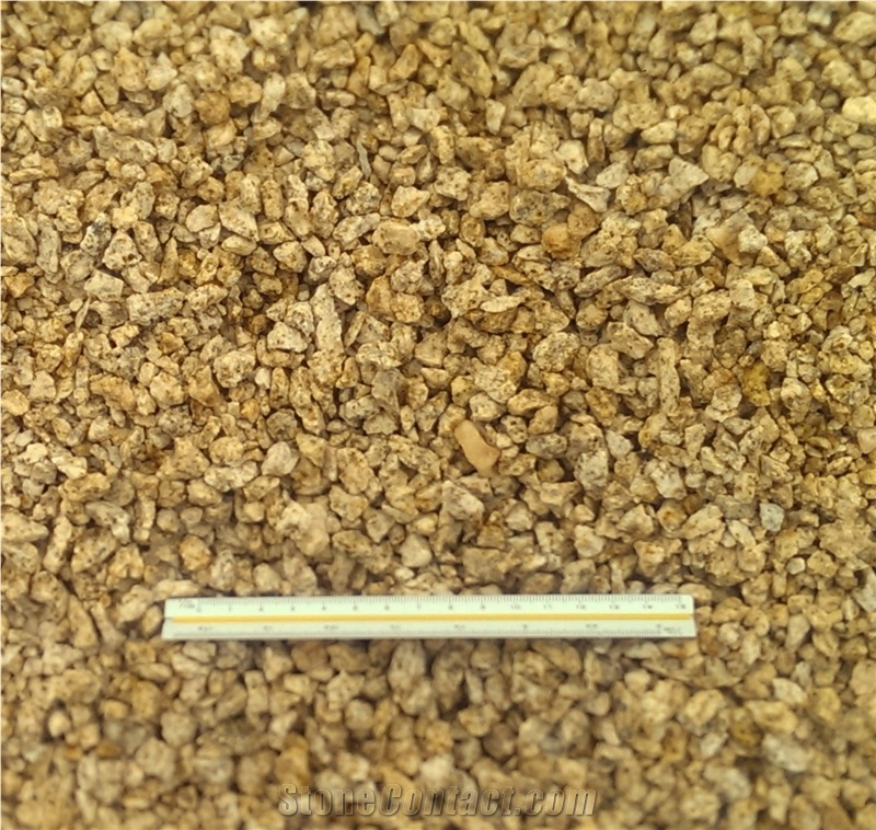 Yellow Granite Gravels with Dark Spots, G350 Yellow Granite Gravels