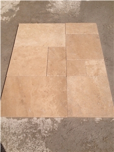Denizli Light Travertine Tumbled 3cm X French Pattern